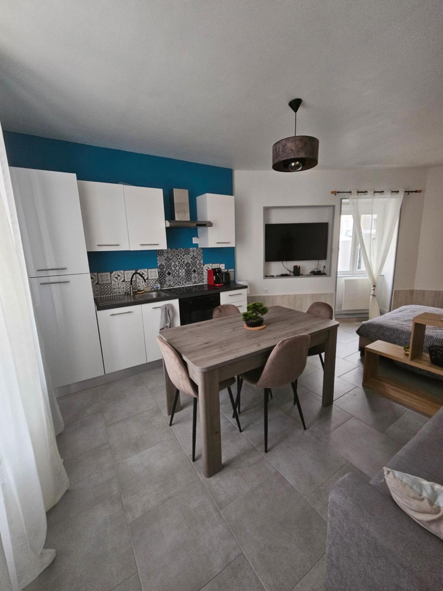 Sarl La Famille 2 Apartment Angouleme Luaran gambar